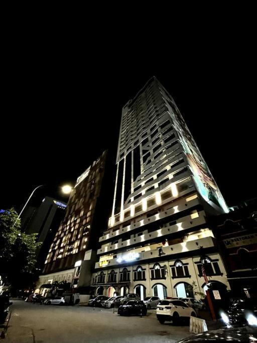 #16 M101 Dang Wangi Klcc View Pool By Livin Apartment Kuala Lumpur Exterior photo